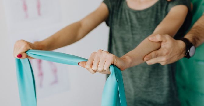 How Oncology Physical Therapy Helps Cancer Patients Get Their Strength Back