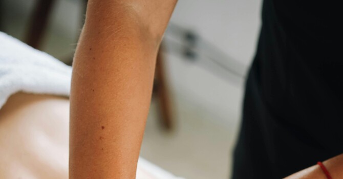 Physical Therapy for Back Pain on Westside of Los Angeles: Expert Mobile Outpatient Physical Therapy That Comes to You image